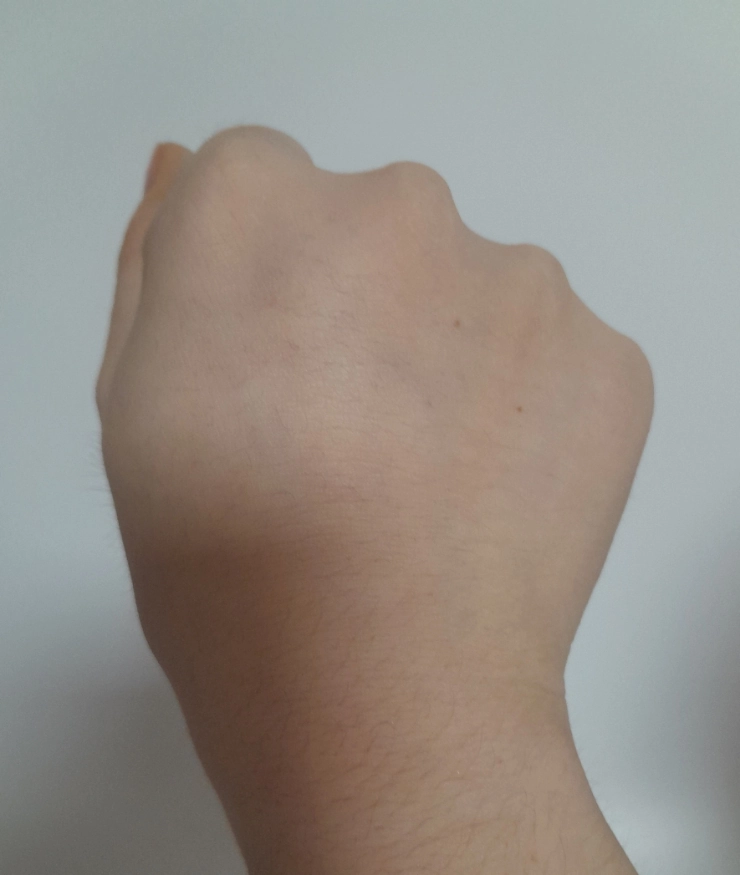 illiyoon-ceramide-unscented-vegan-hand-cream-review-10