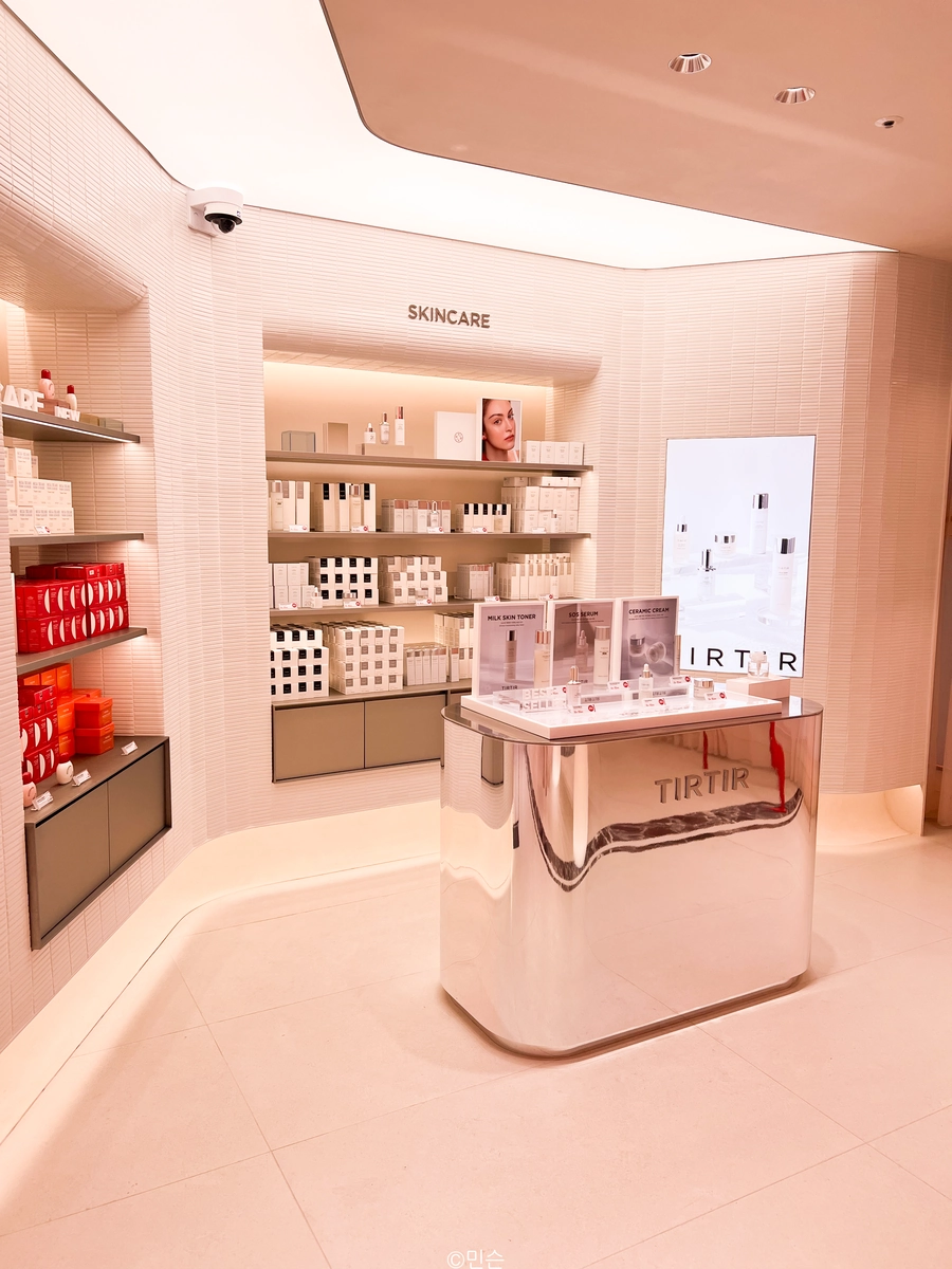 tirtir-myeongdong-flagship-store-visit-09