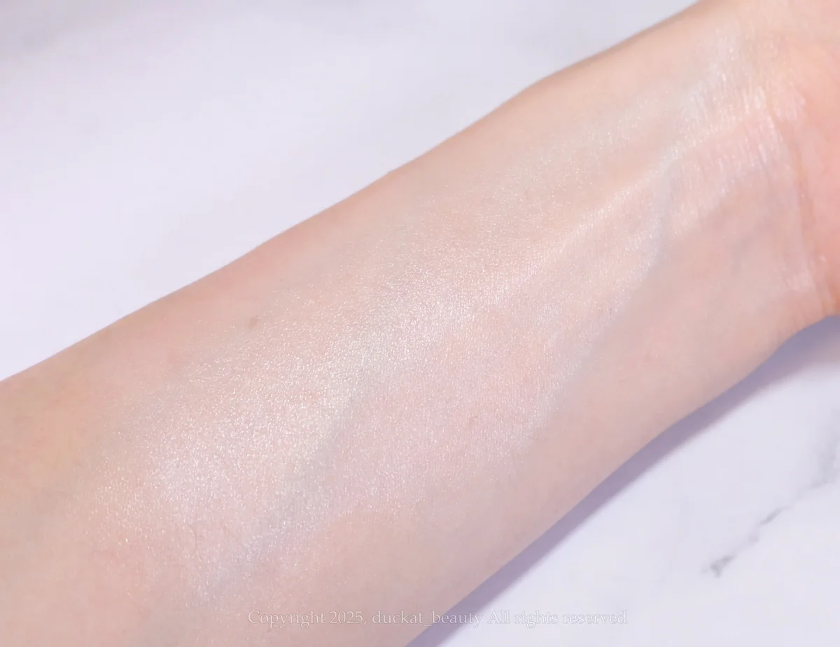 la-roche-posay-uvidea-tone-up-sunscreen-review-rosy-glow-clear-10