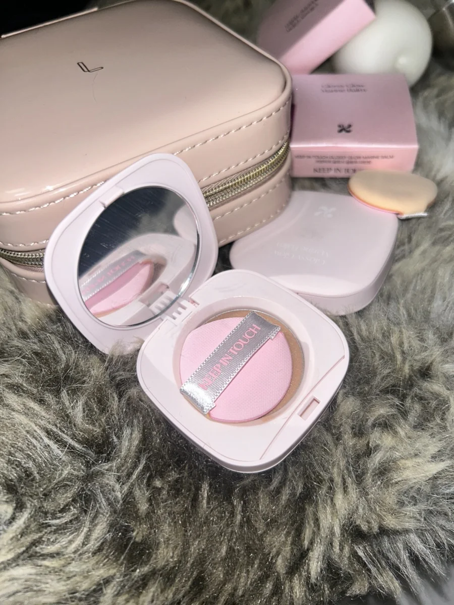 keep-in-touch-glossy-glow-marine-balm-review-13