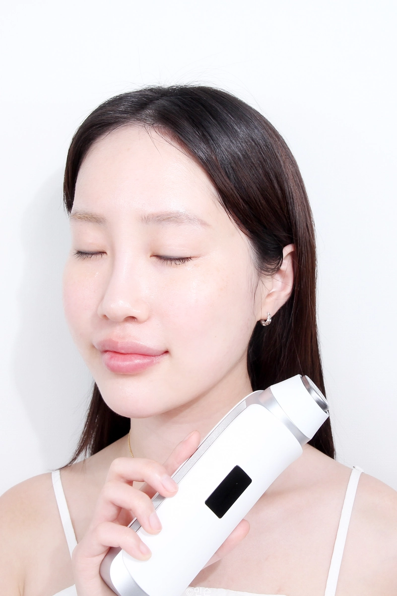barnaby-secret-code-beauty-device-review-02