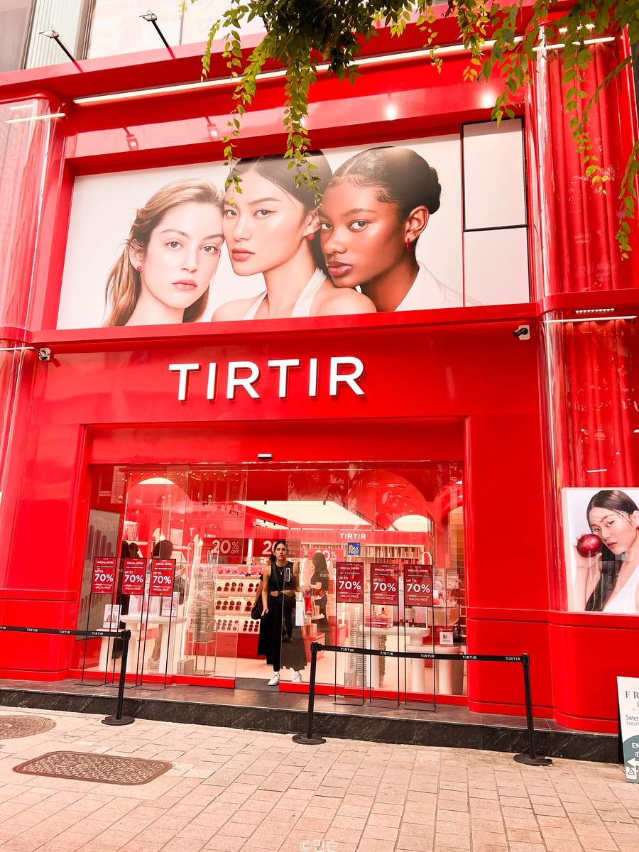 tirtir-myeongdong-flagship-store-visit-02