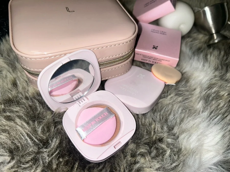 keep-in-touch-glossy-glow-marine-balm-review-06
