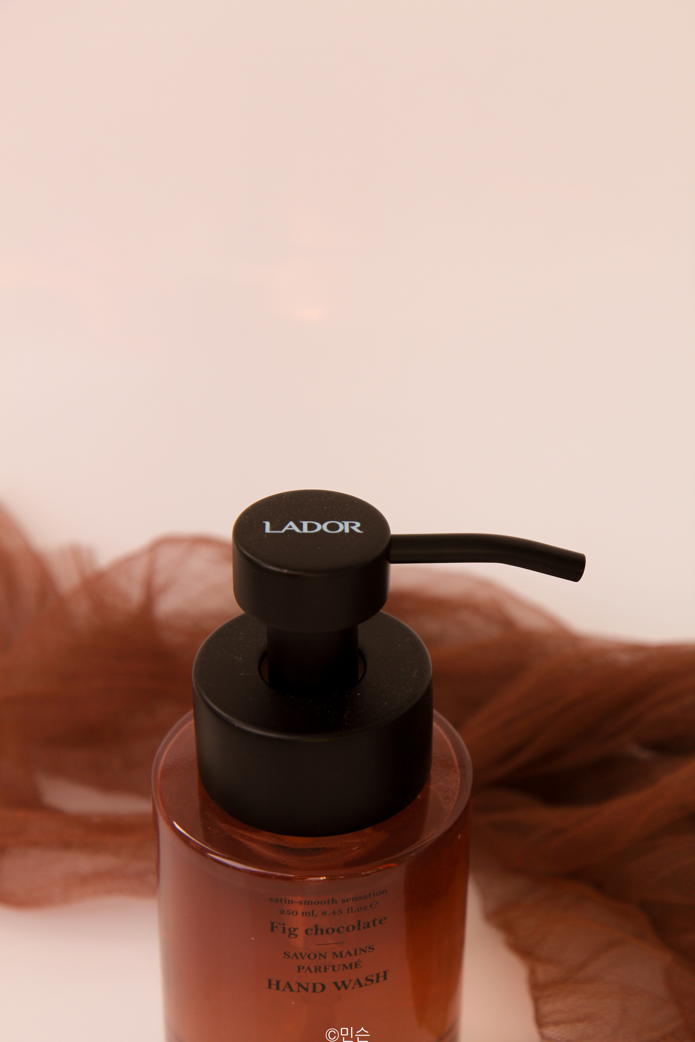 lador-fig-chocolate-hand-care-set-review-05